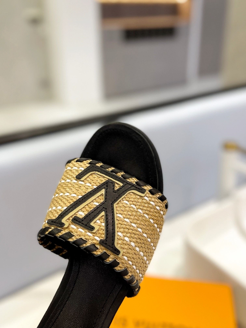 Louis Vuitton Slippers